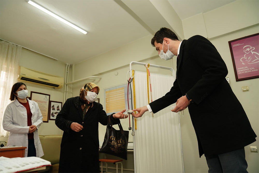 Dünya Kadınlar Gününde, Kadın Sağlık Çalışanlarına Ziyaret.